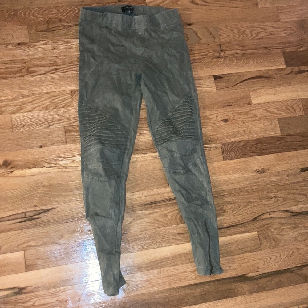 green army colored pant